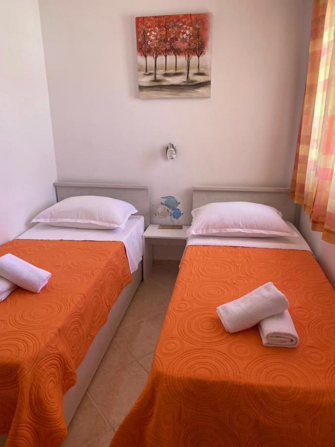 Apartment Vucica Sevid Ngoại thất bức ảnh
